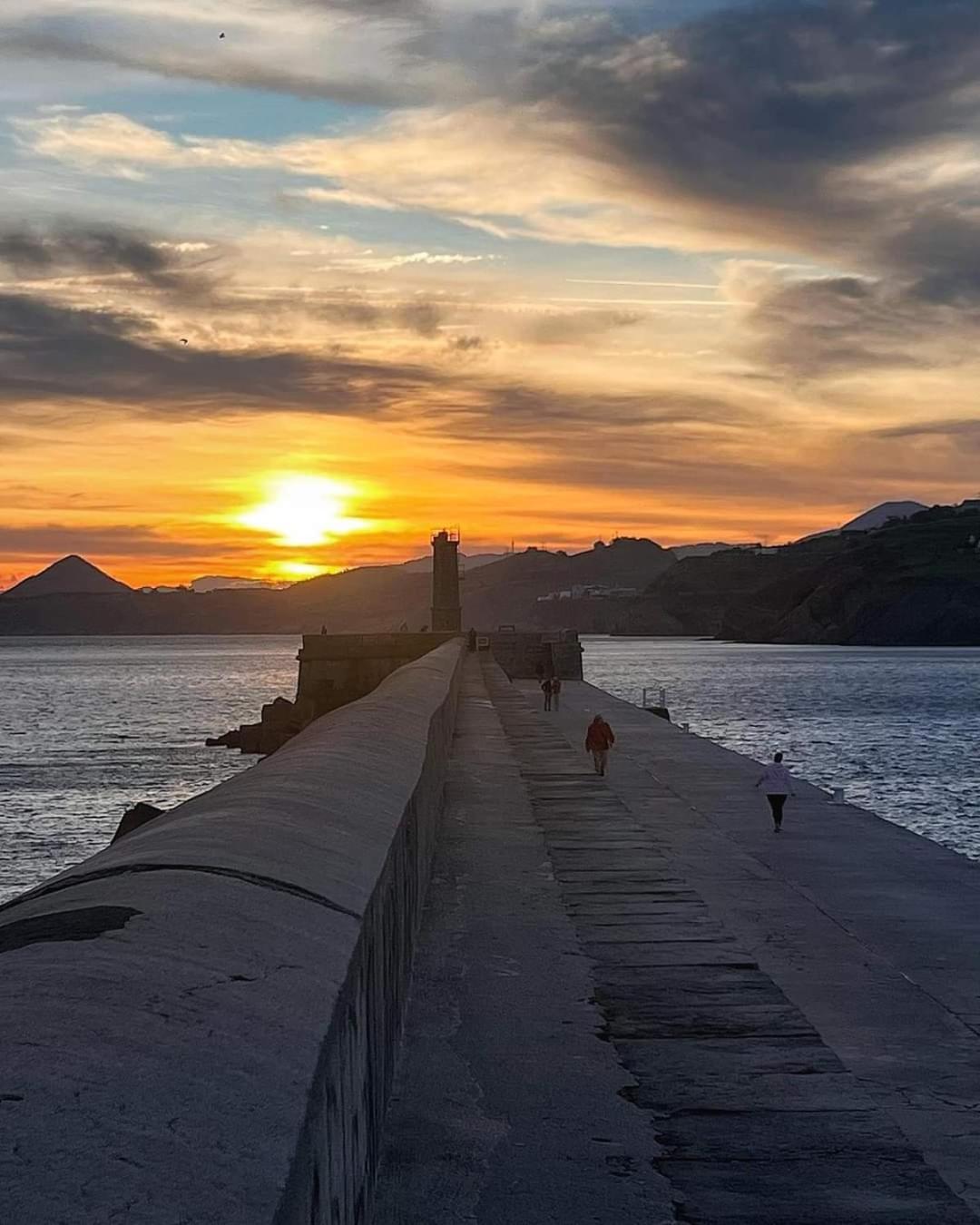 Castro Urdiales Exterior foto